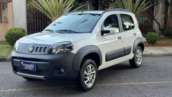 FIAT UNO 1.0 WAY 8V FLEX 4P MANUAL FIAT UNO 1.0 WAY 8V FLEX 4P MANUAL